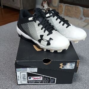 Youth Under Armour Cleats